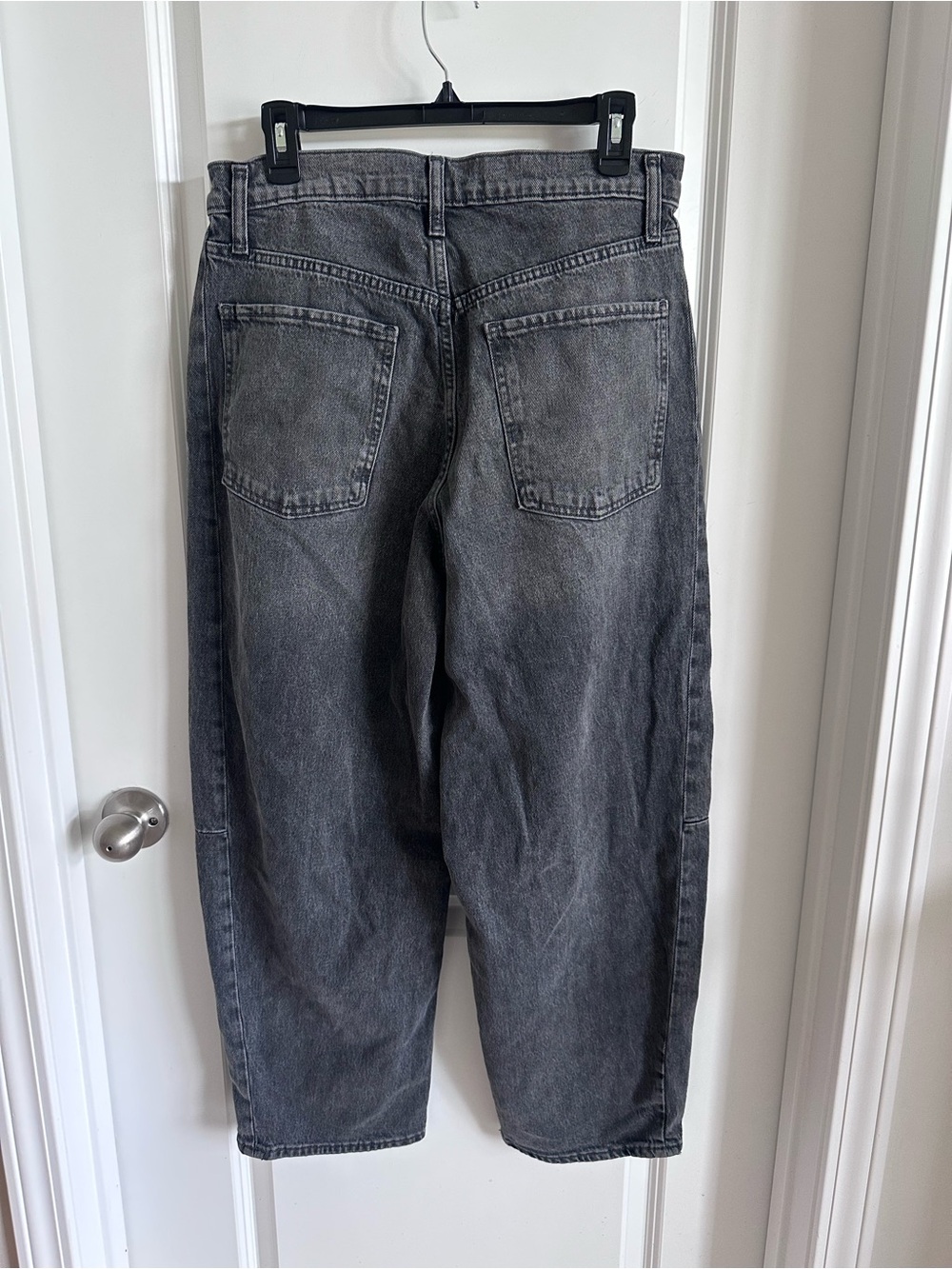Old Navy Black Wash Barrel Leg Jeans - 12 - Picture 2 of 2
